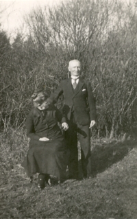 Caroline W. Knebel og Christian Lauritzen Langfredag 1939.Mikkelborg